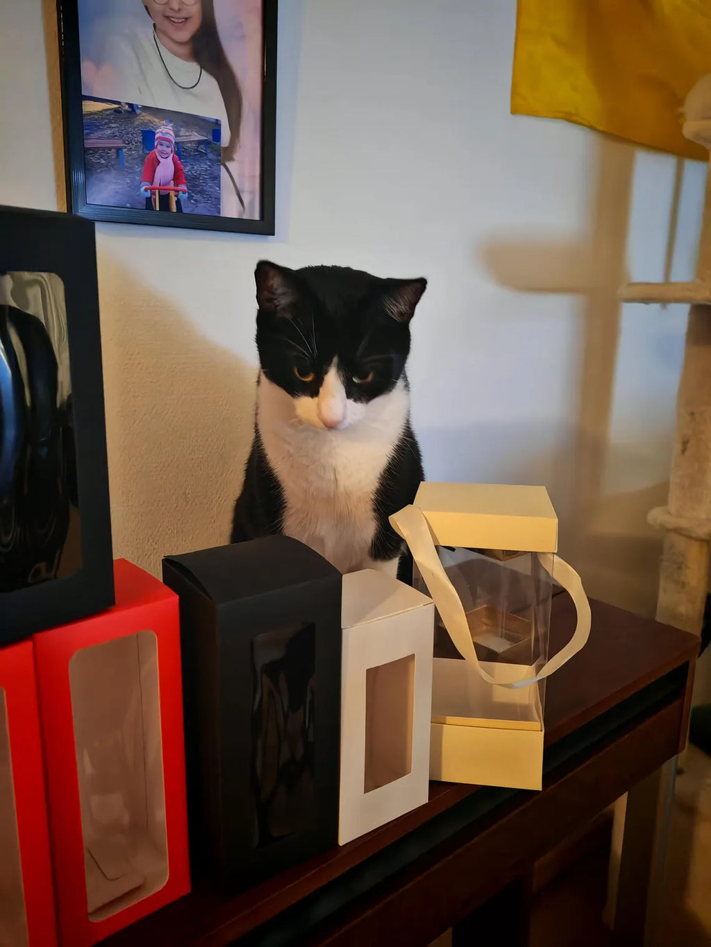 Geschenkverpackung für handgeschnitzte Kerzen – elegante Verpackung für besondere Anlässe