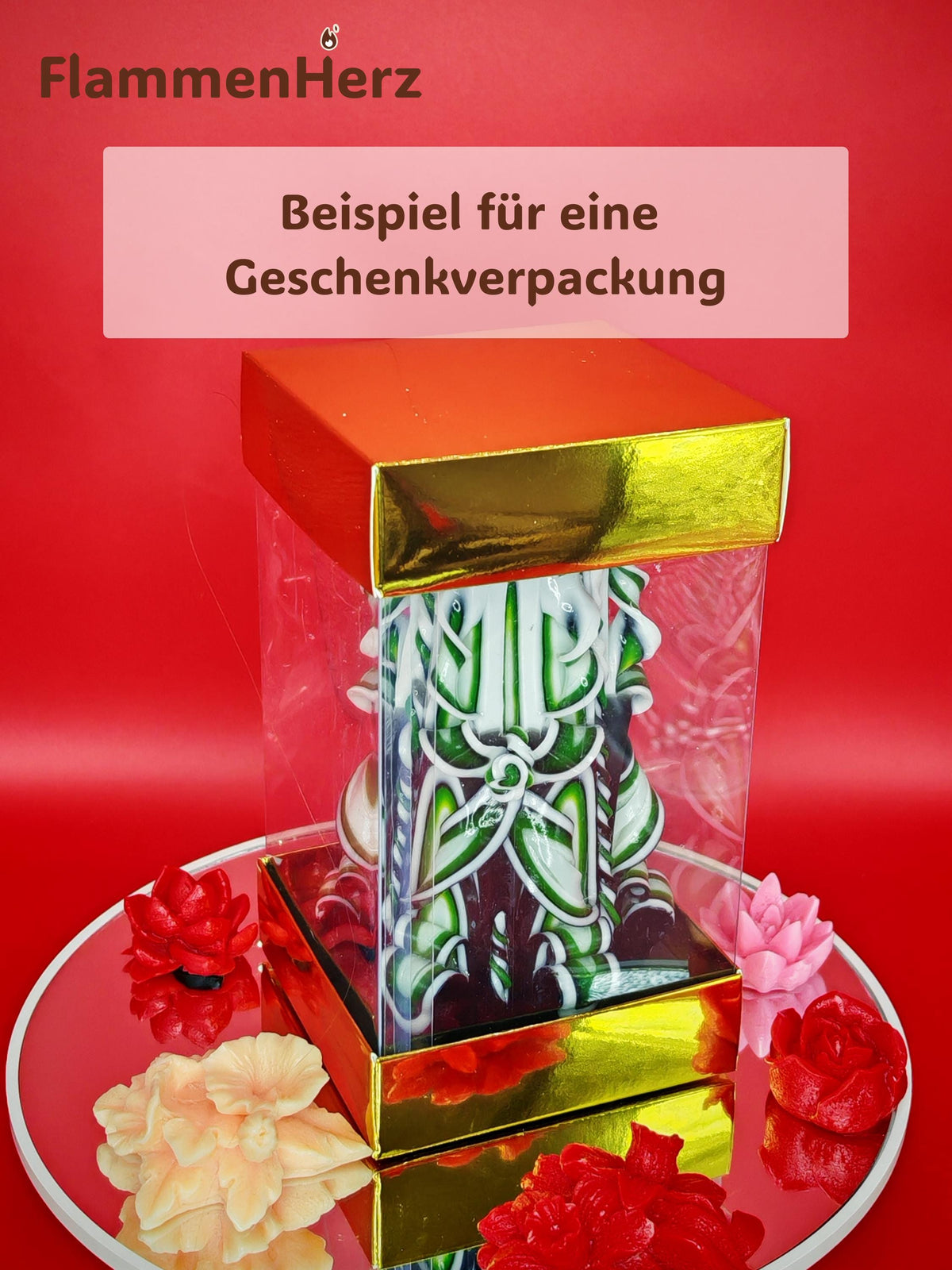 Handgeschnitzte Kerze  – geruchlos, handgemacht & bunt, Weihnachtskerze, Luxus Tischdeko, Geschenk für Familie(Classic Pyramide:  16 x 9 cm)