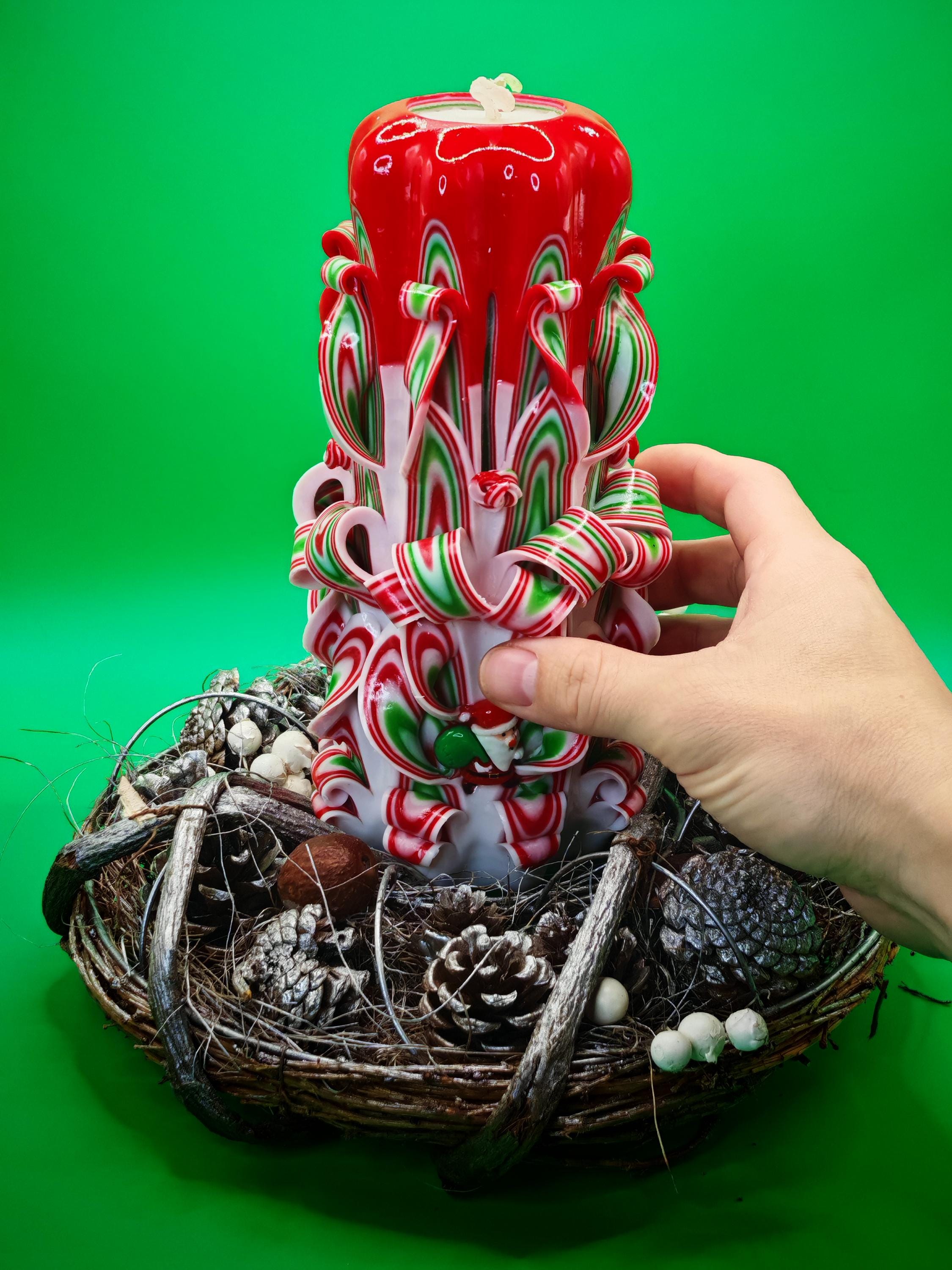Handgeschnitzte Kerze – geruchsneutral. Die schönste Weihnachtsdeko für jedes Zuhause (Grande Aurora: ~ 22 x 13 cm)
