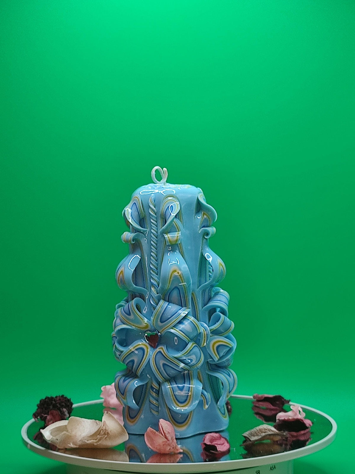 Handgeschnitzte Kerze – ohne Duft, farbenfroh, Tisch-/Wohnungsdeko, Geschenkidee für viele Anlässe (Classic Pyramide: ~ 16 x 9 cm)