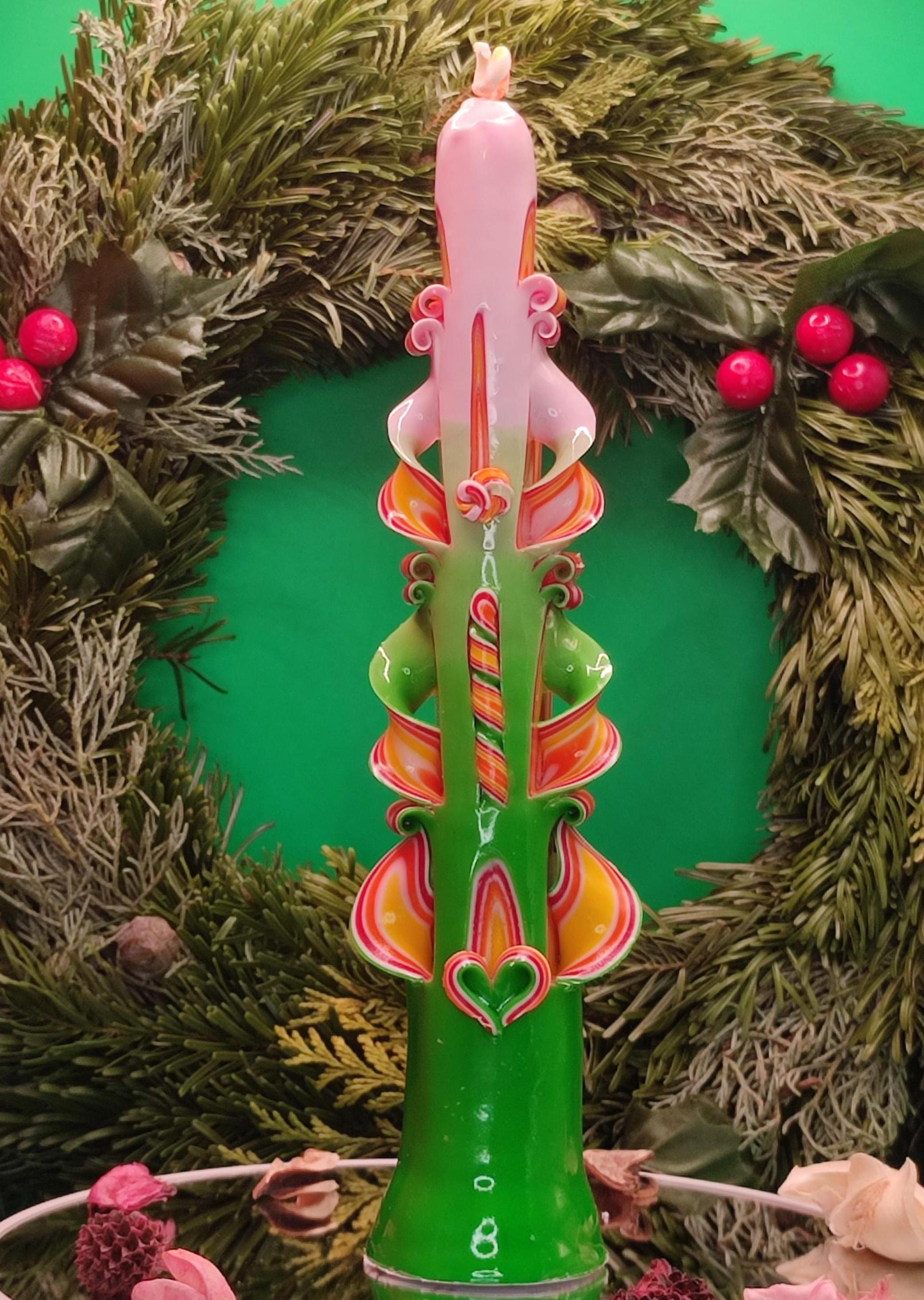 Hand-carved candles made with love – unscented, set or individually
