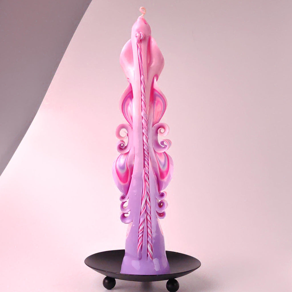 Majestic Slim Handgeschnitzte Kerze – Rosa & Flieder Pastell – Geschenk für sie zum Frauentag / 8. März / Muttertag – Duftfrei (25×5.5 cm)