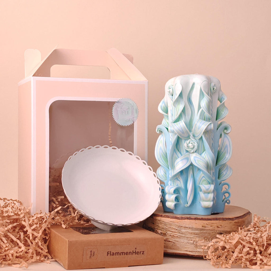 Handgeschnitzte Kerze in Himmelblau-Zartgrün – Oster Geschenk & Frühlingsdeko – Grande Classic Geschenk für sie / Mama, Duftfrei (22×13 cm)